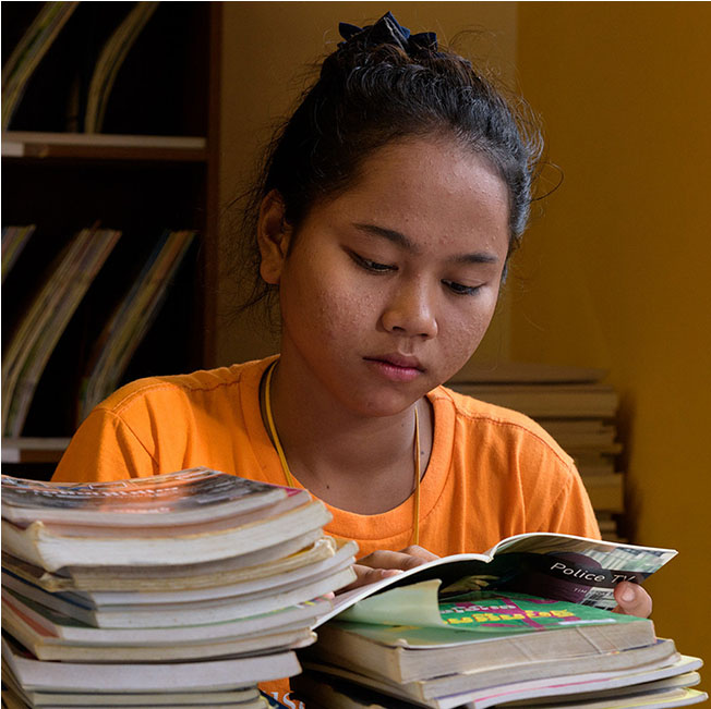 Donate for Sala Baï students schoolbooks.
